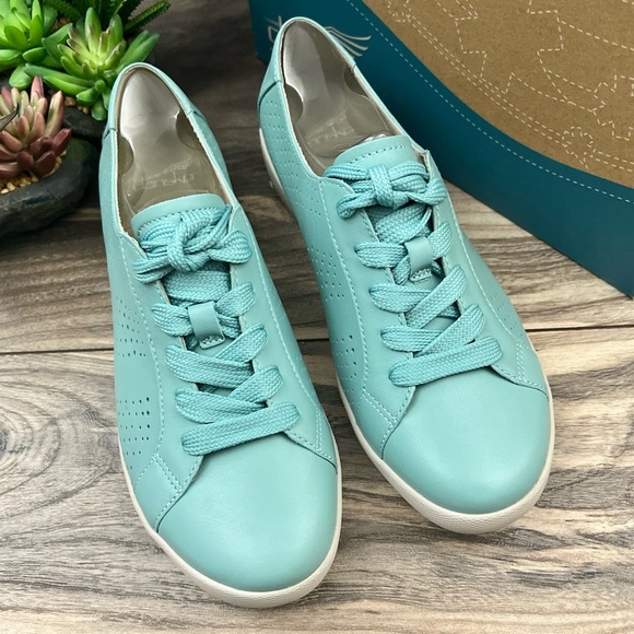 NIB Dansko Orli Nappa Leather Sneaker Aqua Blue - Picture 2 of 13